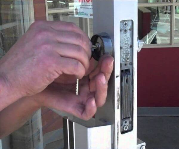 commercial locksmith